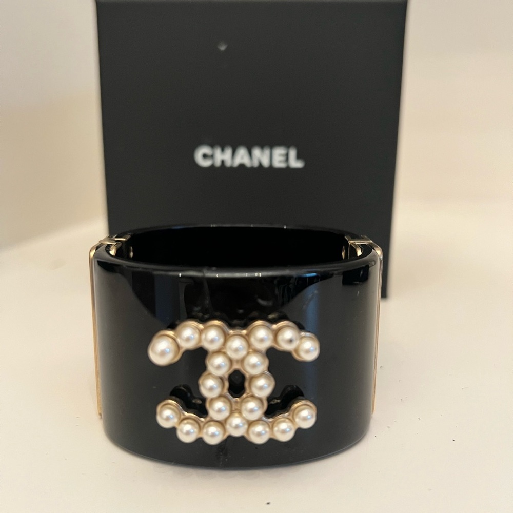 CHANEL Black Cuff with Pearl Accents
